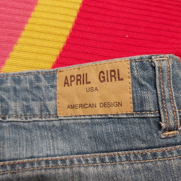3/20$: Women's Short: Size 13 - Picture 4 of 5